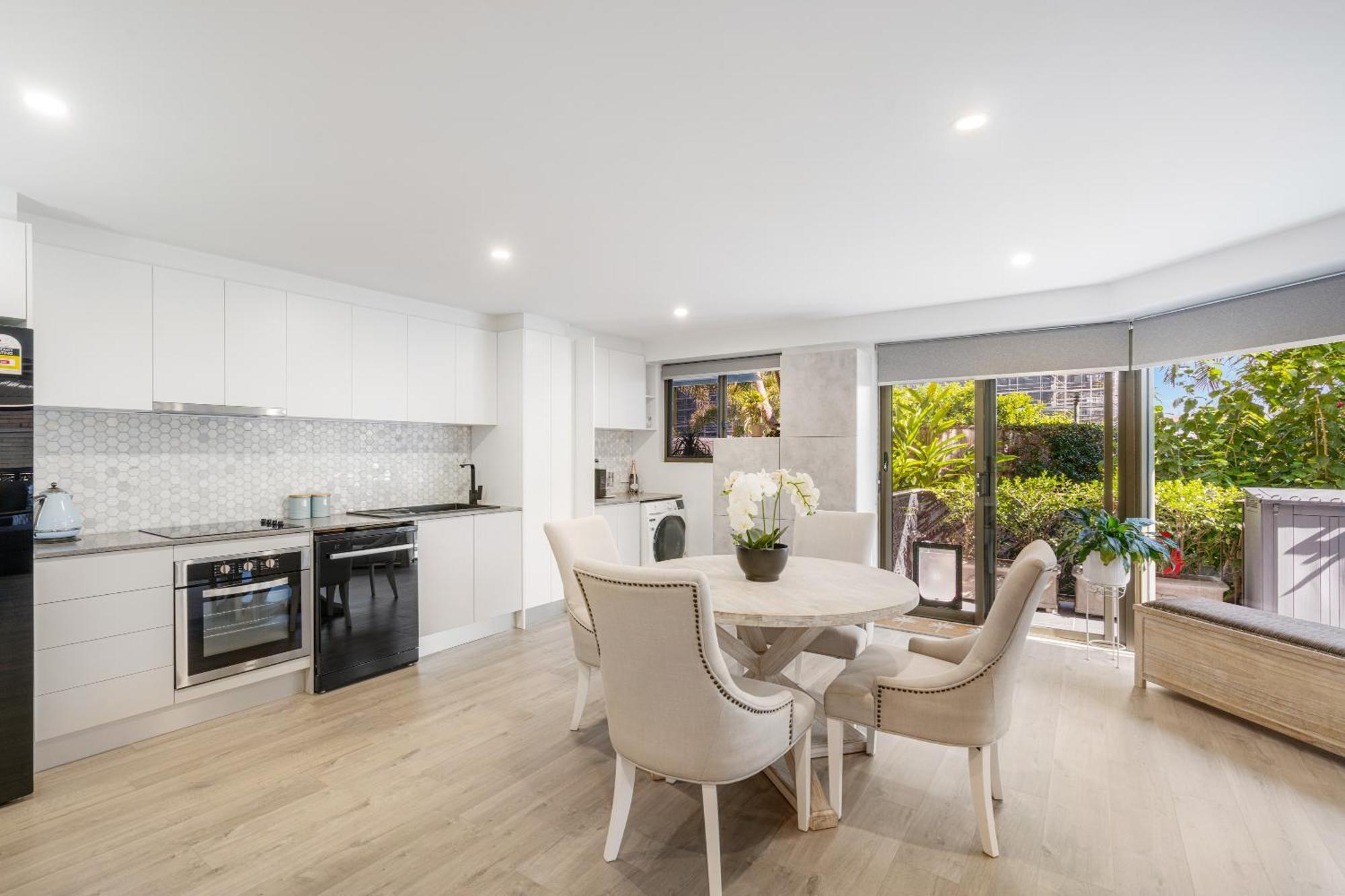 Surfside Court - Hosted By Burleigh Letting Apartment Gold Coast